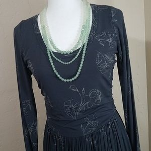 Old Navy Stretchy Knit Gray Floral Dress